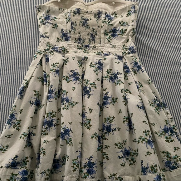 Jessica Simpson Dress - Picture 2 of 11